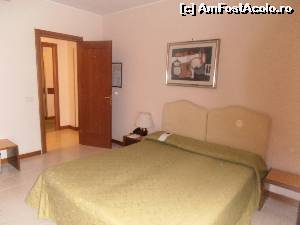 [P02] Hotel Pineta Palace, patul matrimonial, mare, confortabil » foto by sunflower
 - 
<span class="allrVoted glyphicon glyphicon-heart hidden" id="av524425"></span>
<a class="m-l-10 hidden" id="sv524425" onclick="voting_Foto_DelVot(,524425,9979)" role="button">șterge vot <span class="glyphicon glyphicon-remove"></span></a>
<a id="v9524425" class=" c-red"  onclick="voting_Foto_SetVot(524425)" role="button"><span class="glyphicon glyphicon-heart-empty"></span> <b>LIKE</b> = Votează poza</a> <img class="hidden"  id="f524425W9" src="/imagini/loader.gif" border="0" /><span class="AjErrMes hidden" id="e524425ErM"></span>