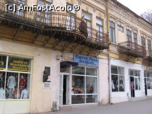 [P19] Casa în care s-a născut Mihai Eminescu - Centrul Vechi, Botoșani.  » foto by tata123 🔱
 - 
<span class="allrVoted glyphicon glyphicon-heart hidden" id="av860238"></span>
<a class="m-l-10 hidden" id="sv860238" onclick="voting_Foto_DelVot(,860238,9996)" role="button">șterge vot <span class="glyphicon glyphicon-remove"></span></a>
<a id="v9860238" class=" c-red"  onclick="voting_Foto_SetVot(860238)" role="button"><span class="glyphicon glyphicon-heart-empty"></span> <b>LIKE</b> = Votează poza</a> <img class="hidden"  id="f860238W9" src="/imagini/loader.gif" border="0" /><span class="AjErrMes hidden" id="e860238ErM"></span>