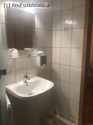 [P23] Apollo Hotel Sibiu, baia » foto by krisstinna
 - 
<span class="allrVoted glyphicon glyphicon-heart hidden" id="av937581"></span>
<a class="m-l-10 hidden" id="sv937581" onclick="voting_Foto_DelVot(,937581,10003)" role="button">șterge vot <span class="glyphicon glyphicon-remove"></span></a>
<a id="v9937581" class=" c-red"  onclick="voting_Foto_SetVot(937581)" role="button"><span class="glyphicon glyphicon-heart-empty"></span> <b>LIKE</b> = Votează poza</a> <img class="hidden"  id="f937581W9" src="/imagini/loader.gif" border="0" /><span class="AjErrMes hidden" id="e937581ErM"></span>