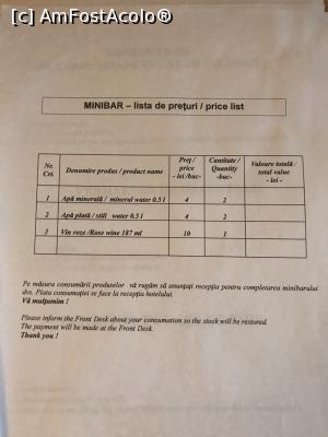 [P34] Apollo Hotel Sibiu, lista de prețuri pentru produsele din minibar » foto by krisstinna
 - 
<span class="allrVoted glyphicon glyphicon-heart hidden" id="av937592"></span>
<a class="m-l-10 hidden" id="sv937592" onclick="voting_Foto_DelVot(,937592,10003)" role="button">șterge vot <span class="glyphicon glyphicon-remove"></span></a>
<a id="v9937592" class=" c-red"  onclick="voting_Foto_SetVot(937592)" role="button"><span class="glyphicon glyphicon-heart-empty"></span> <b>LIKE</b> = Votează poza</a> <img class="hidden"  id="f937592W9" src="/imagini/loader.gif" border="0" /><span class="AjErrMes hidden" id="e937592ErM"></span>