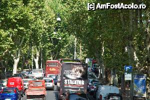 [P12] Roma, cu autobuzul Hop On – Hop off prin aglomerația amiezii » foto by unq
 - 
<span class="allrVoted glyphicon glyphicon-heart hidden" id="av473253"></span>
<a class="m-l-10 hidden" id="sv473253" onclick="voting_Foto_DelVot(,473253,10040)" role="button">șterge vot <span class="glyphicon glyphicon-remove"></span></a>
<a id="v9473253" class=" c-red"  onclick="voting_Foto_SetVot(473253)" role="button"><span class="glyphicon glyphicon-heart-empty"></span> <b>LIKE</b> = Votează poza</a> <img class="hidden"  id="f473253W9" src="/imagini/loader.gif" border="0" /><span class="AjErrMes hidden" id="e473253ErM"></span>