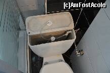 [P11] Toaletele nu functionau decat 'manual' » foto by giximan
 - 
<span class="allrVoted glyphicon glyphicon-heart hidden" id="av251705"></span>
<a class="m-l-10 hidden" id="sv251705" onclick="voting_Foto_DelVot(,251705,10046)" role="button">șterge vot <span class="glyphicon glyphicon-remove"></span></a>
<a id="v9251705" class=" c-red"  onclick="voting_Foto_SetVot(251705)" role="button"><span class="glyphicon glyphicon-heart-empty"></span> <b>LIKE</b> = Votează poza</a> <img class="hidden"  id="f251705W9" src="/imagini/loader.gif" border="0" /><span class="AjErrMes hidden" id="e251705ErM"></span>