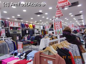 [P53] la plimbare prin mall » foto by Yolanda
 - 
<span class="allrVoted glyphicon glyphicon-heart hidden" id="av1051612"></span>
<a class="m-l-10 hidden" id="sv1051612" onclick="voting_Foto_DelVot(,1051612,10053)" role="button">șterge vot <span class="glyphicon glyphicon-remove"></span></a>
<a id="v91051612" class=" c-red"  onclick="voting_Foto_SetVot(1051612)" role="button"><span class="glyphicon glyphicon-heart-empty"></span> <b>LIKE</b> = Votează poza</a> <img class="hidden"  id="f1051612W9" src="/imagini/loader.gif" border="0" /><span class="AjErrMes hidden" id="e1051612ErM"></span>