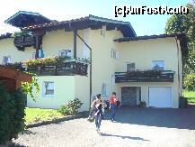 [P19] HAUS TYROLIA - VILA IN CARE AM STAT SI PE CARE O RECOMAND » foto by Chien
 - 
<span class="allrVoted glyphicon glyphicon-heart hidden" id="av262758"></span>
<a class="m-l-10 hidden" id="sv262758" onclick="voting_Foto_DelVot(,262758,10061)" role="button">șterge vot <span class="glyphicon glyphicon-remove"></span></a>
<a id="v9262758" class=" c-red"  onclick="voting_Foto_SetVot(262758)" role="button"><span class="glyphicon glyphicon-heart-empty"></span> <b>LIKE</b> = Votează poza</a> <img class="hidden"  id="f262758W9" src="/imagini/loader.gif" border="0" /><span class="AjErrMes hidden" id="e262758ErM"></span>