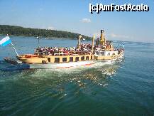 [P05] VAPOR CU ZBATURI PE LACUL CHIEMSEE » foto by Chien
 - 
<span class="allrVoted glyphicon glyphicon-heart hidden" id="av262409"></span>
<a class="m-l-10 hidden" id="sv262409" onclick="voting_Foto_DelVot(,262409,10061)" role="button">șterge vot <span class="glyphicon glyphicon-remove"></span></a>
<a id="v9262409" class=" c-red"  onclick="voting_Foto_SetVot(262409)" role="button"><span class="glyphicon glyphicon-heart-empty"></span> <b>LIKE</b> = Votează poza</a> <img class="hidden"  id="f262409W9" src="/imagini/loader.gif" border="0" /><span class="AjErrMes hidden" id="e262409ErM"></span>