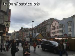 [P09] 3 - Innsbruck - Targul din strada Maria Theresa » foto by mishu
 - 
<span class="allrVoted glyphicon glyphicon-heart hidden" id="av1210212"></span>
<a class="m-l-10 hidden" id="sv1210212" onclick="voting_Foto_DelVot(,1210212,10061)" role="button">șterge vot <span class="glyphicon glyphicon-remove"></span></a>
<a id="v91210212" class=" c-red"  onclick="voting_Foto_SetVot(1210212)" role="button"><span class="glyphicon glyphicon-heart-empty"></span> <b>LIKE</b> = Votează poza</a> <img class="hidden"  id="f1210212W9" src="/imagini/loader.gif" border="0" /><span class="AjErrMes hidden" id="e1210212ErM"></span>