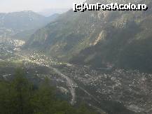 [P26] Chamonix, urcarea cu telecabina catre prima statie » foto by ileanaxperta*
 - 
<span class="allrVoted glyphicon glyphicon-heart hidden" id="av249761"></span>
<a class="m-l-10 hidden" id="sv249761" onclick="voting_Foto_DelVot(,249761,10061)" role="button">șterge vot <span class="glyphicon glyphicon-remove"></span></a>
<a id="v9249761" class=" c-red"  onclick="voting_Foto_SetVot(249761)" role="button"><span class="glyphicon glyphicon-heart-empty"></span> <b>LIKE</b> = Votează poza</a> <img class="hidden"  id="f249761W9" src="/imagini/loader.gif" border="0" /><span class="AjErrMes hidden" id="e249761ErM"></span>