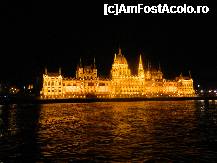 [P71] Cladirea Parlamentului din Budapesta, noaptea » foto by ileanaxperta*
 - 
<span class="allrVoted glyphicon glyphicon-heart hidden" id="av249847"></span>
<a class="m-l-10 hidden" id="sv249847" onclick="voting_Foto_DelVot(,249847,10061)" role="button">șterge vot <span class="glyphicon glyphicon-remove"></span></a>
<a id="v9249847" class=" c-red"  onclick="voting_Foto_SetVot(249847)" role="button"><span class="glyphicon glyphicon-heart-empty"></span> <b>LIKE</b> = Votează poza</a> <img class="hidden"  id="f249847W9" src="/imagini/loader.gif" border="0" /><span class="AjErrMes hidden" id="e249847ErM"></span>