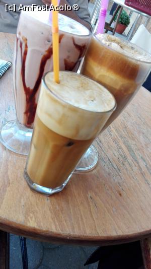 [P04] la cofetarie » foto by GoMa
 - 
<span class="allrVoted glyphicon glyphicon-heart hidden" id="av762306"></span>
<a class="m-l-10 hidden" id="sv762306" onclick="voting_Foto_DelVot(,762306,10079)" role="button">șterge vot <span class="glyphicon glyphicon-remove"></span></a>
<a id="v9762306" class=" c-red"  onclick="voting_Foto_SetVot(762306)" role="button"><span class="glyphicon glyphicon-heart-empty"></span> <b>LIKE</b> = Votează poza</a> <img class="hidden"  id="f762306W9" src="/imagini/loader.gif" border="0" /><span class="AjErrMes hidden" id="e762306ErM"></span>