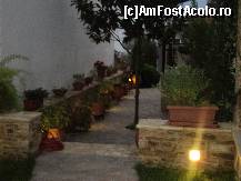 [P33] Vila seara era luminata » foto by flori_floricika
 - 
<span class="allrVoted glyphicon glyphicon-heart hidden" id="av377680"></span>
<a class="m-l-10 hidden" id="sv377680" onclick="voting_Foto_DelVot(,377680,10085)" role="button">șterge vot <span class="glyphicon glyphicon-remove"></span></a>
<a id="v9377680" class=" c-red"  onclick="voting_Foto_SetVot(377680)" role="button"><span class="glyphicon glyphicon-heart-empty"></span> <b>LIKE</b> = Votează poza</a> <img class="hidden"  id="f377680W9" src="/imagini/loader.gif" border="0" /><span class="AjErrMes hidden" id="e377680ErM"></span>