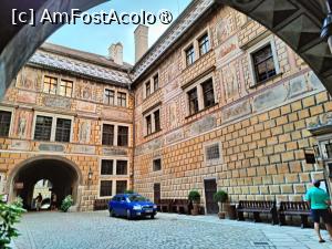 [P15] Castelul Krumlov; a 3-a curte » foto by crismis
 - 
<span class="allrVoted glyphicon glyphicon-heart hidden" id="av1410581"></span>
<a class="m-l-10 hidden" id="sv1410581" onclick="voting_Foto_DelVot(,1410581,10138)" role="button">șterge vot <span class="glyphicon glyphicon-remove"></span></a>
<a id="v91410581" class=" c-red"  onclick="voting_Foto_SetVot(1410581)" role="button"><span class="glyphicon glyphicon-heart-empty"></span> <b>LIKE</b> = Votează poza</a> <img class="hidden"  id="f1410581W9" src="/imagini/loader.gif" border="0" /><span class="AjErrMes hidden" id="e1410581ErM"></span>