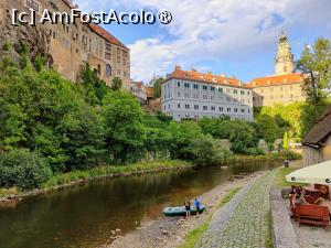 [P02] Castelul Krumlov și râul Vltava » foto by crismis
 - 
<span class="allrVoted glyphicon glyphicon-heart hidden" id="av1410568"></span>
<a class="m-l-10 hidden" id="sv1410568" onclick="voting_Foto_DelVot(,1410568,10138)" role="button">șterge vot <span class="glyphicon glyphicon-remove"></span></a>
<a id="v91410568" class=" c-red"  onclick="voting_Foto_SetVot(1410568)" role="button"><span class="glyphicon glyphicon-heart-empty"></span> <b>LIKE</b> = Votează poza</a> <img class="hidden"  id="f1410568W9" src="/imagini/loader.gif" border="0" /><span class="AjErrMes hidden" id="e1410568ErM"></span>