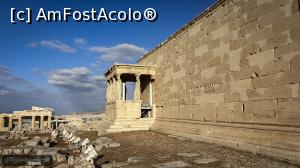 [P20] Erechtheion, Acropole » foto by webSorin
 - 
<span class="allrVoted glyphicon glyphicon-heart hidden" id="av1144640"></span>
<a class="m-l-10 hidden" id="sv1144640" onclick="voting_Foto_DelVot(,1144640,10140)" role="button">șterge vot <span class="glyphicon glyphicon-remove"></span></a>
<a id="v91144640" class=" c-red"  onclick="voting_Foto_SetVot(1144640)" role="button"><span class="glyphicon glyphicon-heart-empty"></span> <b>LIKE</b> = Votează poza</a> <img class="hidden"  id="f1144640W9" src="/imagini/loader.gif" border="0" /><span class="AjErrMes hidden" id="e1144640ErM"></span>