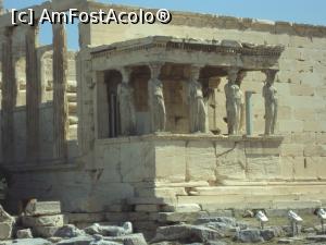 [P10] Elegantul Erechteion - cariatidele » foto by Carmen Ion
 - 
<span class="allrVoted glyphicon glyphicon-heart hidden" id="av1039406"></span>
<a class="m-l-10 hidden" id="sv1039406" onclick="voting_Foto_DelVot(,1039406,10140)" role="button">șterge vot <span class="glyphicon glyphicon-remove"></span></a>
<a id="v91039406" class=" c-red"  onclick="voting_Foto_SetVot(1039406)" role="button"><span class="glyphicon glyphicon-heart-empty"></span> <b>LIKE</b> = Votează poza</a> <img class="hidden"  id="f1039406W9" src="/imagini/loader.gif" border="0" /><span class="AjErrMes hidden" id="e1039406ErM"></span>