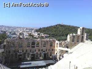[P11] Odeonul lui Herodes Atticus - în fundal, Colina Philippapos » foto by Carmen Ion
 - 
<span class="allrVoted glyphicon glyphicon-heart hidden" id="av1039407"></span>
<a class="m-l-10 hidden" id="sv1039407" onclick="voting_Foto_DelVot(,1039407,10140)" role="button">șterge vot <span class="glyphicon glyphicon-remove"></span></a>
<a id="v91039407" class=" c-red"  onclick="voting_Foto_SetVot(1039407)" role="button"><span class="glyphicon glyphicon-heart-empty"></span> <b>LIKE</b> = Votează poza</a> <img class="hidden"  id="f1039407W9" src="/imagini/loader.gif" border="0" /><span class="AjErrMes hidden" id="e1039407ErM"></span>