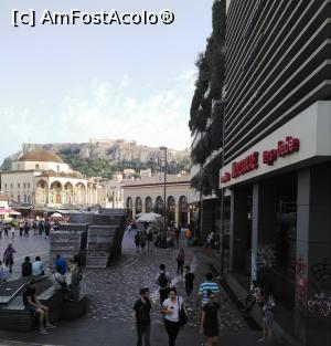 [P02] Colina Acropolei e vizibilă din multe puncte ale orașului: aici, din Piața Monastiraki » foto by Carmen Ion
 - 
<span class="allrVoted glyphicon glyphicon-heart hidden" id="av1039398"></span>
<a class="m-l-10 hidden" id="sv1039398" onclick="voting_Foto_DelVot(,1039398,10140)" role="button">șterge vot <span class="glyphicon glyphicon-remove"></span></a>
<a id="v91039398" class=" c-red"  onclick="voting_Foto_SetVot(1039398)" role="button"><span class="glyphicon glyphicon-heart-empty"></span> <b>LIKE</b> = Votează poza</a> <img class="hidden"  id="f1039398W9" src="/imagini/loader.gif" border="0" /><span class="AjErrMes hidden" id="e1039398ErM"></span>