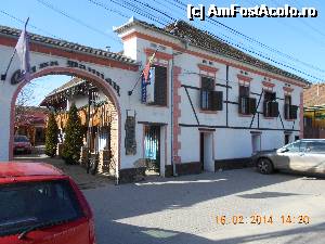 [P01] Casa Damian-poarta de intrare » foto by carmen_22_09
 - 
<span class="allrVoted glyphicon glyphicon-heart hidden" id="av496747"></span>
<a class="m-l-10 hidden" id="sv496747" onclick="voting_Foto_DelVot(,496747,10152)" role="button">șterge vot <span class="glyphicon glyphicon-remove"></span></a>
<a id="v9496747" class=" c-red"  onclick="voting_Foto_SetVot(496747)" role="button"><span class="glyphicon glyphicon-heart-empty"></span> <b>LIKE</b> = Votează poza</a> <img class="hidden"  id="f496747W9" src="/imagini/loader.gif" border="0" /><span class="AjErrMes hidden" id="e496747ErM"></span>