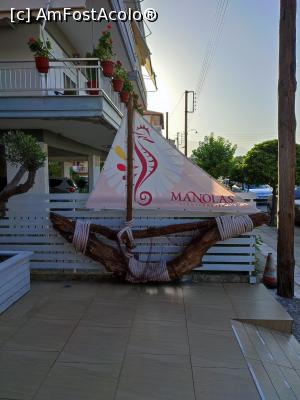 [P01] Terasa Hotel Manolas » foto by ionutbin
 - 
<span class="allrVoted glyphicon glyphicon-heart hidden" id="av1273872"></span>
<a class="m-l-10 hidden" id="sv1273872" onclick="voting_Foto_DelVot(,1273872,10169)" role="button">șterge vot <span class="glyphicon glyphicon-remove"></span></a>
<a id="v91273872" class=" c-red"  onclick="voting_Foto_SetVot(1273872)" role="button"><span class="glyphicon glyphicon-heart-empty"></span> <b>LIKE</b> = Votează poza</a> <img class="hidden"  id="f1273872W9" src="/imagini/loader.gif" border="0" /><span class="AjErrMes hidden" id="e1273872ErM"></span>