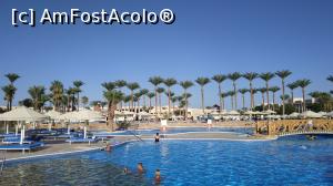 [P10] aici stateam dupa amiaza la piscina » foto by elenaadina
 - 
<span class="allrVoted glyphicon glyphicon-heart hidden" id="av1279280"></span>
<a class="m-l-10 hidden" id="sv1279280" onclick="voting_Foto_DelVot(,1279280,10186)" role="button">șterge vot <span class="glyphicon glyphicon-remove"></span></a>
<a id="v91279280" class=" c-red"  onclick="voting_Foto_SetVot(1279280)" role="button"><span class="glyphicon glyphicon-heart-empty"></span> <b>LIKE</b> = Votează poza</a> <img class="hidden"  id="f1279280W9" src="/imagini/loader.gif" border="0" /><span class="AjErrMes hidden" id="e1279280ErM"></span>