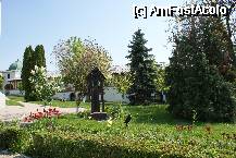 [P09] Chiliile de pe latura de sud şi o parte din curtea mănăstirii » foto by Costi
 - 
<span class="allrVoted glyphicon glyphicon-heart hidden" id="av73213"></span>
<a class="m-l-10 hidden" id="sv73213" onclick="voting_Foto_DelVot(,73213,10204)" role="button">șterge vot <span class="glyphicon glyphicon-remove"></span></a>
<a id="v973213" class=" c-red"  onclick="voting_Foto_SetVot(73213)" role="button"><span class="glyphicon glyphicon-heart-empty"></span> <b>LIKE</b> = Votează poza</a> <img class="hidden"  id="f73213W9" src="/imagini/loader.gif" border="0" /><span class="AjErrMes hidden" id="e73213ErM"></span>