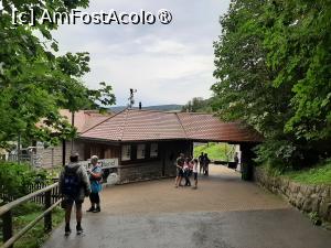 [P06] Casa de bilete » foto by adso
 - 
<span class="allrVoted glyphicon glyphicon-heart hidden" id="av1398190"></span>
<a class="m-l-10 hidden" id="sv1398190" onclick="voting_Foto_DelVot(,1398190,10219)" role="button">șterge vot <span class="glyphicon glyphicon-remove"></span></a>
<a id="v91398190" class=" c-red"  onclick="voting_Foto_SetVot(1398190)" role="button"><span class="glyphicon glyphicon-heart-empty"></span> <b>LIKE</b> = Votează poza</a> <img class="hidden"  id="f1398190W9" src="/imagini/loader.gif" border="0" /><span class="AjErrMes hidden" id="e1398190ErM"></span>