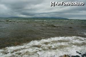[P10] Salhill - Atlanticu', valurile și Ținutul Burren vis-a-vis.  » foto by le_maitre
 - 
<span class="allrVoted glyphicon glyphicon-heart hidden" id="av512608"></span>
<a class="m-l-10 hidden" id="sv512608" onclick="voting_Foto_DelVot(,512608,10242)" role="button">șterge vot <span class="glyphicon glyphicon-remove"></span></a>
<a id="v9512608" class=" c-red"  onclick="voting_Foto_SetVot(512608)" role="button"><span class="glyphicon glyphicon-heart-empty"></span> <b>LIKE</b> = Votează poza</a> <img class="hidden"  id="f512608W9" src="/imagini/loader.gif" border="0" /><span class="AjErrMes hidden" id="e512608ErM"></span>
