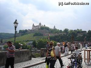 [P07] Wurzburg - Fortăreaţa Marienberg vazuta de pe pod » foto by doda
 - 
<span class="allrVoted glyphicon glyphicon-heart hidden" id="av338788"></span>
<a class="m-l-10 hidden" id="sv338788" onclick="voting_Foto_DelVot(,338788,10278)" role="button">șterge vot <span class="glyphicon glyphicon-remove"></span></a>
<a id="v9338788" class=" c-red"  onclick="voting_Foto_SetVot(338788)" role="button"><span class="glyphicon glyphicon-heart-empty"></span> <b>LIKE</b> = Votează poza</a> <img class="hidden"  id="f338788W9" src="/imagini/loader.gif" border="0" /><span class="AjErrMes hidden" id="e338788ErM"></span>