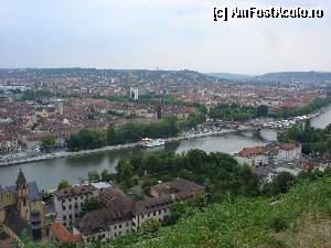 [P08] Wurzburg vazut de pe Fortăreaţa Marienberg » foto by doda
 - 
<span class="allrVoted glyphicon glyphicon-heart hidden" id="av338789"></span>
<a class="m-l-10 hidden" id="sv338789" onclick="voting_Foto_DelVot(,338789,10278)" role="button">șterge vot <span class="glyphicon glyphicon-remove"></span></a>
<a id="v9338789" class=" c-red"  onclick="voting_Foto_SetVot(338789)" role="button"><span class="glyphicon glyphicon-heart-empty"></span> <b>LIKE</b> = Votează poza</a> <img class="hidden"  id="f338789W9" src="/imagini/loader.gif" border="0" /><span class="AjErrMes hidden" id="e338789ErM"></span>