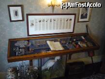 [P11] Muzeul Sherlock Holmes - obiectele din trusa personală a lui Holmes (descrierile pe afişul de pe perete). » foto by Dragoș_MD
 - 
<span class="allrVoted glyphicon glyphicon-heart hidden" id="av205769"></span>
<a class="m-l-10 hidden" id="sv205769" onclick="voting_Foto_DelVot(,205769,10282)" role="button">șterge vot <span class="glyphicon glyphicon-remove"></span></a>
<a id="v9205769" class=" c-red"  onclick="voting_Foto_SetVot(205769)" role="button"><span class="glyphicon glyphicon-heart-empty"></span> <b>LIKE</b> = Votează poza</a> <img class="hidden"  id="f205769W9" src="/imagini/loader.gif" border="0" /><span class="AjErrMes hidden" id="e205769ErM"></span>
