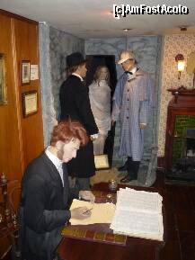 [P15] Muzeul Sherlock Holmes - etajul 3, scenele cu manechine. » foto by Dragoș_MD
 - 
<span class="allrVoted glyphicon glyphicon-heart hidden" id="av205773"></span>
<a class="m-l-10 hidden" id="sv205773" onclick="voting_Foto_DelVot(,205773,10282)" role="button">șterge vot <span class="glyphicon glyphicon-remove"></span></a>
<a id="v9205773" class=" c-red"  onclick="voting_Foto_SetVot(205773)" role="button"><span class="glyphicon glyphicon-heart-empty"></span> <b>LIKE</b> = Votează poza</a> <img class="hidden"  id="f205773W9" src="/imagini/loader.gif" border="0" /><span class="AjErrMes hidden" id="e205773ErM"></span>