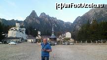 [P04] ansamblul monahal, aflat la iesirea din gradina vilei!  » foto by mariand
 - 
<span class="allrVoted glyphicon glyphicon-heart hidden" id="av373288"></span>
<a class="m-l-10 hidden" id="sv373288" onclick="voting_Foto_DelVot(,373288,10286)" role="button">șterge vot <span class="glyphicon glyphicon-remove"></span></a>
<a id="v9373288" class=" c-red"  onclick="voting_Foto_SetVot(373288)" role="button"><span class="glyphicon glyphicon-heart-empty"></span> <b>LIKE</b> = Votează poza</a> <img class="hidden"  id="f373288W9" src="/imagini/loader.gif" border="0" /><span class="AjErrMes hidden" id="e373288ErM"></span>