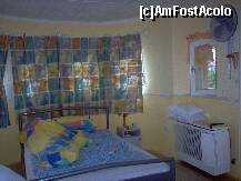 [P22] Cealalta parte a camerei cu doua paturi si baie proprie, de la etajul superior » foto by hlli
 - 
<span class="allrVoted glyphicon glyphicon-heart hidden" id="av262324"></span>
<a class="m-l-10 hidden" id="sv262324" onclick="voting_Foto_DelVot(,262324,10301)" role="button">șterge vot <span class="glyphicon glyphicon-remove"></span></a>
<a id="v9262324" class=" c-red"  onclick="voting_Foto_SetVot(262324)" role="button"><span class="glyphicon glyphicon-heart-empty"></span> <b>LIKE</b> = Votează poza</a> <img class="hidden"  id="f262324W9" src="/imagini/loader.gif" border="0" /><span class="AjErrMes hidden" id="e262324ErM"></span>