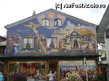 [P28] Anul Domnului 1663. Atunci a inceput 'Passion Play'. Aceasta este casa Heinzeller. » foto by doina_c24
 - 
<span class="allrVoted glyphicon glyphicon-heart hidden" id="av261232"></span>
<a class="m-l-10 hidden" id="sv261232" onclick="voting_Foto_DelVot(,261232,10307)" role="button">șterge vot <span class="glyphicon glyphicon-remove"></span></a>
<a id="v9261232" class=" c-red"  onclick="voting_Foto_SetVot(261232)" role="button"><span class="glyphicon glyphicon-heart-empty"></span> <b>LIKE</b> = Votează poza</a> <img class="hidden"  id="f261232W9" src="/imagini/loader.gif" border="0" /><span class="AjErrMes hidden" id="e261232ErM"></span>