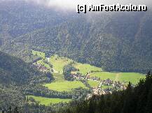 [P05] Vedere asupra satului Ettal. » foto by doina_c24
 - 
<span class="allrVoted glyphicon glyphicon-heart hidden" id="av261203"></span>
<a class="m-l-10 hidden" id="sv261203" onclick="voting_Foto_DelVot(,261203,10307)" role="button">șterge vot <span class="glyphicon glyphicon-remove"></span></a>
<a id="v9261203" class=" c-red"  onclick="voting_Foto_SetVot(261203)" role="button"><span class="glyphicon glyphicon-heart-empty"></span> <b>LIKE</b> = Votează poza</a> <img class="hidden"  id="f261203W9" src="/imagini/loader.gif" border="0" /><span class="AjErrMes hidden" id="e261203ErM"></span>