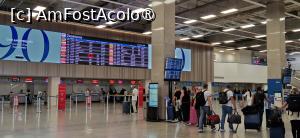 [P75] 75. În aeroport. » foto by doinafil
 - 
<span class="allrVoted glyphicon glyphicon-heart hidden" id="av1487232"></span>
<a class="m-l-10 hidden" id="sv1487232" onclick="voting_Foto_DelVot(,1487232,10320)" role="button">șterge vot <span class="glyphicon glyphicon-remove"></span></a>
<a id="v91487232" class=" c-red"  onclick="voting_Foto_SetVot(1487232)" role="button"><span class="glyphicon glyphicon-heart-empty"></span> <b>LIKE</b> = Votează poza</a> <img class="hidden"  id="f1487232W9" src="/imagini/loader.gif" border="0" /><span class="AjErrMes hidden" id="e1487232ErM"></span>