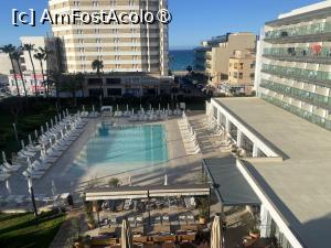 [P01] Vedere din Hotel Helios - etaj 4 » foto by Anda_10
 - 
<span class="allrVoted glyphicon glyphicon-heart hidden" id="av1478465"></span>
<a class="m-l-10 hidden" id="sv1478465" onclick="voting_Foto_DelVot(,1478465,10329)" role="button">șterge vot <span class="glyphicon glyphicon-remove"></span></a>
<a id="v91478465" class=" c-red"  onclick="voting_Foto_SetVot(1478465)" role="button"><span class="glyphicon glyphicon-heart-empty"></span> <b>LIKE</b> = Votează poza</a> <img class="hidden"  id="f1478465W9" src="/imagini/loader.gif" border="0" /><span class="AjErrMes hidden" id="e1478465ErM"></span>