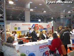 [P11] Unul dintre standurile cu foarte multe pliante și cataloage » foto by pepsi70ro
 - 
<span class="allrVoted glyphicon glyphicon-heart hidden" id="av385480"></span>
<a class="m-l-10 hidden" id="sv385480" onclick="voting_Foto_DelVot(,385480,10344)" role="button">șterge vot <span class="glyphicon glyphicon-remove"></span></a>
<a id="v9385480" class=" c-red"  onclick="voting_Foto_SetVot(385480)" role="button"><span class="glyphicon glyphicon-heart-empty"></span> <b>LIKE</b> = Votează poza</a> <img class="hidden"  id="f385480W9" src="/imagini/loader.gif" border="0" /><span class="AjErrMes hidden" id="e385480ErM"></span>