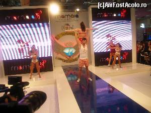 [P06] Show Mamaia STYLE » foto by pepsi70ro
 - 
<span class="allrVoted glyphicon glyphicon-heart hidden" id="av500367"></span>
<a class="m-l-10 hidden" id="sv500367" onclick="voting_Foto_DelVot(,500367,10344)" role="button">șterge vot <span class="glyphicon glyphicon-remove"></span></a>
<a id="v9500367" class=" c-red"  onclick="voting_Foto_SetVot(500367)" role="button"><span class="glyphicon glyphicon-heart-empty"></span> <b>LIKE</b> = Votează poza</a> <img class="hidden"  id="f500367W9" src="/imagini/loader.gif" border="0" /><span class="AjErrMes hidden" id="e500367ErM"></span>