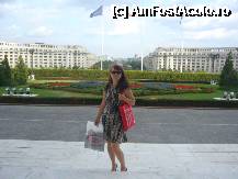 [P01] Targul International de Turism « Winter Holiday » de la Palatul Parlamentului - nu ma intrebati cate kilograme aveau pliantele luate! (in fundal, Bulevardul Unirii) » foto by magdalena
 - 
<span class="allrVoted glyphicon glyphicon-heart hidden" id="av262345"></span>
<a class="m-l-10 hidden" id="sv262345" onclick="voting_Foto_DelVot(,262345,10344)" role="button">șterge vot <span class="glyphicon glyphicon-remove"></span></a>
<a id="v9262345" class=" c-red"  onclick="voting_Foto_SetVot(262345)" role="button"><span class="glyphicon glyphicon-heart-empty"></span> <b>LIKE</b> = Votează poza</a> <img class="hidden"  id="f262345W9" src="/imagini/loader.gif" border="0" /><span class="AjErrMes hidden" id="e262345ErM"></span>