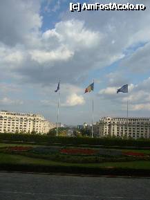 [P17] Vedere dinspre Palatul Parlamentului spre Bulevardul Unirii » foto by magdalena
 - 
<span class="allrVoted glyphicon glyphicon-heart hidden" id="av262361"></span>
<a class="m-l-10 hidden" id="sv262361" onclick="voting_Foto_DelVot(,262361,10344)" role="button">șterge vot <span class="glyphicon glyphicon-remove"></span></a>
<a id="v9262361" class=" c-red"  onclick="voting_Foto_SetVot(262361)" role="button"><span class="glyphicon glyphicon-heart-empty"></span> <b>LIKE</b> = Votează poza</a> <img class="hidden"  id="f262361W9" src="/imagini/loader.gif" border="0" /><span class="AjErrMes hidden" id="e262361ErM"></span>