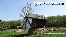 [P08] Strămoșul elicopterului...  » foto by bog68
 - 
<span class="allrVoted glyphicon glyphicon-heart hidden" id="av495855"></span>
<a class="m-l-10 hidden" id="sv495855" onclick="voting_Foto_DelVot(,495855,10358)" role="button">șterge vot <span class="glyphicon glyphicon-remove"></span></a>
<a id="v9495855" class=" c-red"  onclick="voting_Foto_SetVot(495855)" role="button"><span class="glyphicon glyphicon-heart-empty"></span> <b>LIKE</b> = Votează poza</a> <img class="hidden"  id="f495855W9" src="/imagini/loader.gif" border="0" /><span class="AjErrMes hidden" id="e495855ErM"></span>