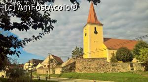 [P10] Biserica evanghelică fortificată Tălmaciu vedere dinspre părculețul de pe malul râului » foto by AZE
 - 
<span class="allrVoted glyphicon glyphicon-heart hidden" id="av907659"></span>
<a class="m-l-10 hidden" id="sv907659" onclick="voting_Foto_DelVot(,907659,10358)" role="button">șterge vot <span class="glyphicon glyphicon-remove"></span></a>
<a id="v9907659" class=" c-red"  onclick="voting_Foto_SetVot(907659)" role="button"><span class="glyphicon glyphicon-heart-empty"></span> <b>LIKE</b> = Votează poza</a> <img class="hidden"  id="f907659W9" src="/imagini/loader.gif" border="0" /><span class="AjErrMes hidden" id="e907659ErM"></span>