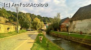 [P07] Părculeț amenajat pe malul râului Sadu, la stânga parte din fortificațiile bisericii » foto by AZE
 - 
<span class="allrVoted glyphicon glyphicon-heart hidden" id="av907656"></span>
<a class="m-l-10 hidden" id="sv907656" onclick="voting_Foto_DelVot(,907656,10358)" role="button">șterge vot <span class="glyphicon glyphicon-remove"></span></a>
<a id="v9907656" class=" c-red"  onclick="voting_Foto_SetVot(907656)" role="button"><span class="glyphicon glyphicon-heart-empty"></span> <b>LIKE</b> = Votează poza</a> <img class="hidden"  id="f907656W9" src="/imagini/loader.gif" border="0" /><span class="AjErrMes hidden" id="e907656ErM"></span>