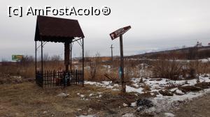 [P01] Așa se vede din DN 1 locul unde trebuie să virăm la dreapta » foto by AZE
 - 
<span class="allrVoted glyphicon glyphicon-heart hidden" id="av1044622"></span>
<a class="m-l-10 hidden" id="sv1044622" onclick="voting_Foto_DelVot(,1044622,10358)" role="button">șterge vot <span class="glyphicon glyphicon-remove"></span></a>
<a id="v91044622" class=" c-red"  onclick="voting_Foto_SetVot(1044622)" role="button"><span class="glyphicon glyphicon-heart-empty"></span> <b>LIKE</b> = Votează poza</a> <img class="hidden"  id="f1044622W9" src="/imagini/loader.gif" border="0" /><span class="AjErrMes hidden" id="e1044622ErM"></span>
