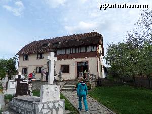 [P01] Muzeul de icoane pe sticla ,,Zosim Oancea'' din Sibiel.  » foto by Safta Radu
 - 
<span class="allrVoted glyphicon glyphicon-heart hidden" id="av615308"></span>
<a class="m-l-10 hidden" id="sv615308" onclick="voting_Foto_DelVot(,615308,10358)" role="button">șterge vot <span class="glyphicon glyphicon-remove"></span></a>
<a id="v9615308" class=" c-red"  onclick="voting_Foto_SetVot(615308)" role="button"><span class="glyphicon glyphicon-heart-empty"></span> <b>LIKE</b> = Votează poza</a> <img class="hidden"  id="f615308W9" src="/imagini/loader.gif" border="0" /><span class="AjErrMes hidden" id="e615308ErM"></span>