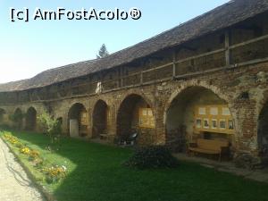 [P15] Biserica Fortificată din Cisnădie - afișe și poze pe primul rând de ziduri » foto by costy69*
 - 
<span class="allrVoted glyphicon glyphicon-heart hidden" id="av709665"></span>
<a class="m-l-10 hidden" id="sv709665" onclick="voting_Foto_DelVot(,709665,10358)" role="button">șterge vot <span class="glyphicon glyphicon-remove"></span></a>
<a id="v9709665" class=" c-red"  onclick="voting_Foto_SetVot(709665)" role="button"><span class="glyphicon glyphicon-heart-empty"></span> <b>LIKE</b> = Votează poza</a> <img class="hidden"  id="f709665W9" src="/imagini/loader.gif" border="0" /><span class="AjErrMes hidden" id="e709665ErM"></span>