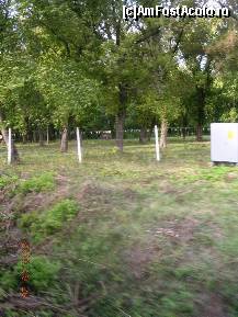 [P02] E toamnă. Iarba s-a împuţinat în parcul staţiunii, dar peisajul este frumos. » foto by abbilbal*
 - 
<span class="allrVoted glyphicon glyphicon-heart hidden" id="av139668"></span>
<a class="m-l-10 hidden" id="sv139668" onclick="voting_Foto_DelVot(,139668,10358)" role="button">șterge vot <span class="glyphicon glyphicon-remove"></span></a>
<a id="v9139668" class=" c-red"  onclick="voting_Foto_SetVot(139668)" role="button"><span class="glyphicon glyphicon-heart-empty"></span> <b>LIKE</b> = Votează poza</a> <img class="hidden"  id="f139668W9" src="/imagini/loader.gif" border="0" /><span class="AjErrMes hidden" id="e139668ErM"></span>