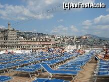 [P26] inainte de plecarea din genova. terminalul de pasageri este chiar in oras » foto by a.sr*
 - 
<span class="allrVoted glyphicon glyphicon-heart hidden" id="av264637"></span>
<a class="m-l-10 hidden" id="sv264637" onclick="voting_Foto_DelVot(,264637,10378)" role="button">șterge vot <span class="glyphicon glyphicon-remove"></span></a>
<a id="v9264637" class=" c-red"  onclick="voting_Foto_SetVot(264637)" role="button"><span class="glyphicon glyphicon-heart-empty"></span> <b>LIKE</b> = Votează poza</a> <img class="hidden"  id="f264637W9" src="/imagini/loader.gif" border="0" /><span class="AjErrMes hidden" id="e264637ErM"></span>