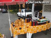 [P18] La Paraul Rece gasesti tarabe cu miere, siropuri din fructe de padure, dulceturi si cascavele » foto by dorgo
 - 
<span class="allrVoted glyphicon glyphicon-heart hidden" id="av265489"></span>
<a class="m-l-10 hidden" id="sv265489" onclick="voting_Foto_DelVot(,265489,10390)" role="button">șterge vot <span class="glyphicon glyphicon-remove"></span></a>
<a id="v9265489" class=" c-red"  onclick="voting_Foto_SetVot(265489)" role="button"><span class="glyphicon glyphicon-heart-empty"></span> <b>LIKE</b> = Votează poza</a> <img class="hidden"  id="f265489W9" src="/imagini/loader.gif" border="0" /><span class="AjErrMes hidden" id="e265489ErM"></span>