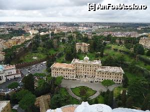 [P18] clădiri administrative în Vatican » foto by marocanu21
 - 
<span class="allrVoted glyphicon glyphicon-heart hidden" id="av483987"></span>
<a class="m-l-10 hidden" id="sv483987" onclick="voting_Foto_DelVot(,483987,10398)" role="button">șterge vot <span class="glyphicon glyphicon-remove"></span></a>
<a id="v9483987" class=" c-red"  onclick="voting_Foto_SetVot(483987)" role="button"><span class="glyphicon glyphicon-heart-empty"></span> <b>LIKE</b> = Votează poza</a> <img class="hidden"  id="f483987W9" src="/imagini/loader.gif" border="0" /><span class="AjErrMes hidden" id="e483987ErM"></span>